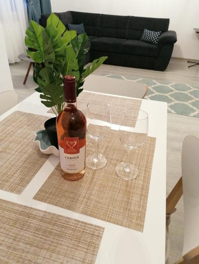 Beach View Apartment Неводарі Екстер'єр фото